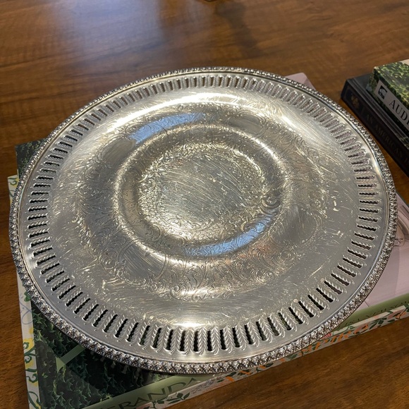 Vintage Silver Plated Round Serving platter - Picture 3 of 5